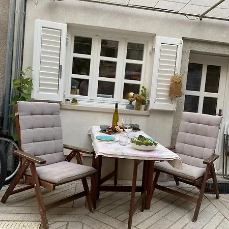 Hidden Hideaway Dom wakacyjny Cres